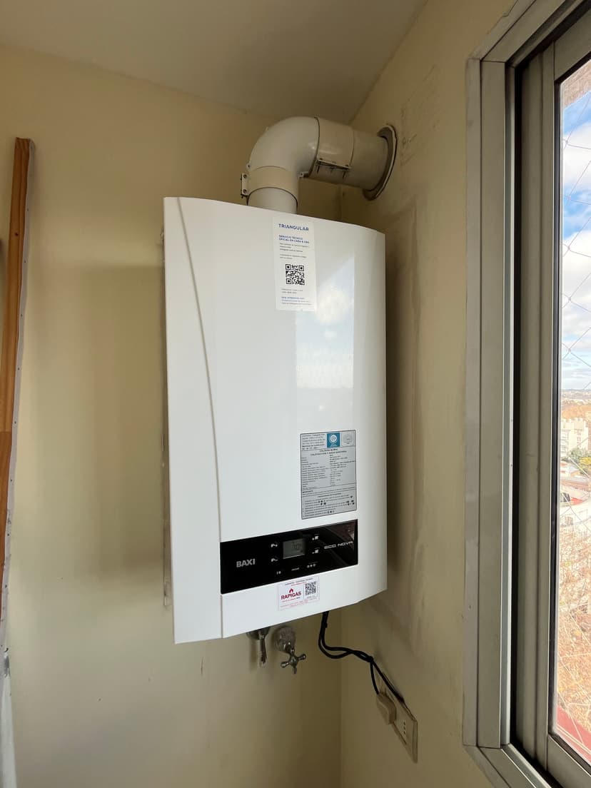 Caldera BAXI Eco Nova 24F instalada en hogar