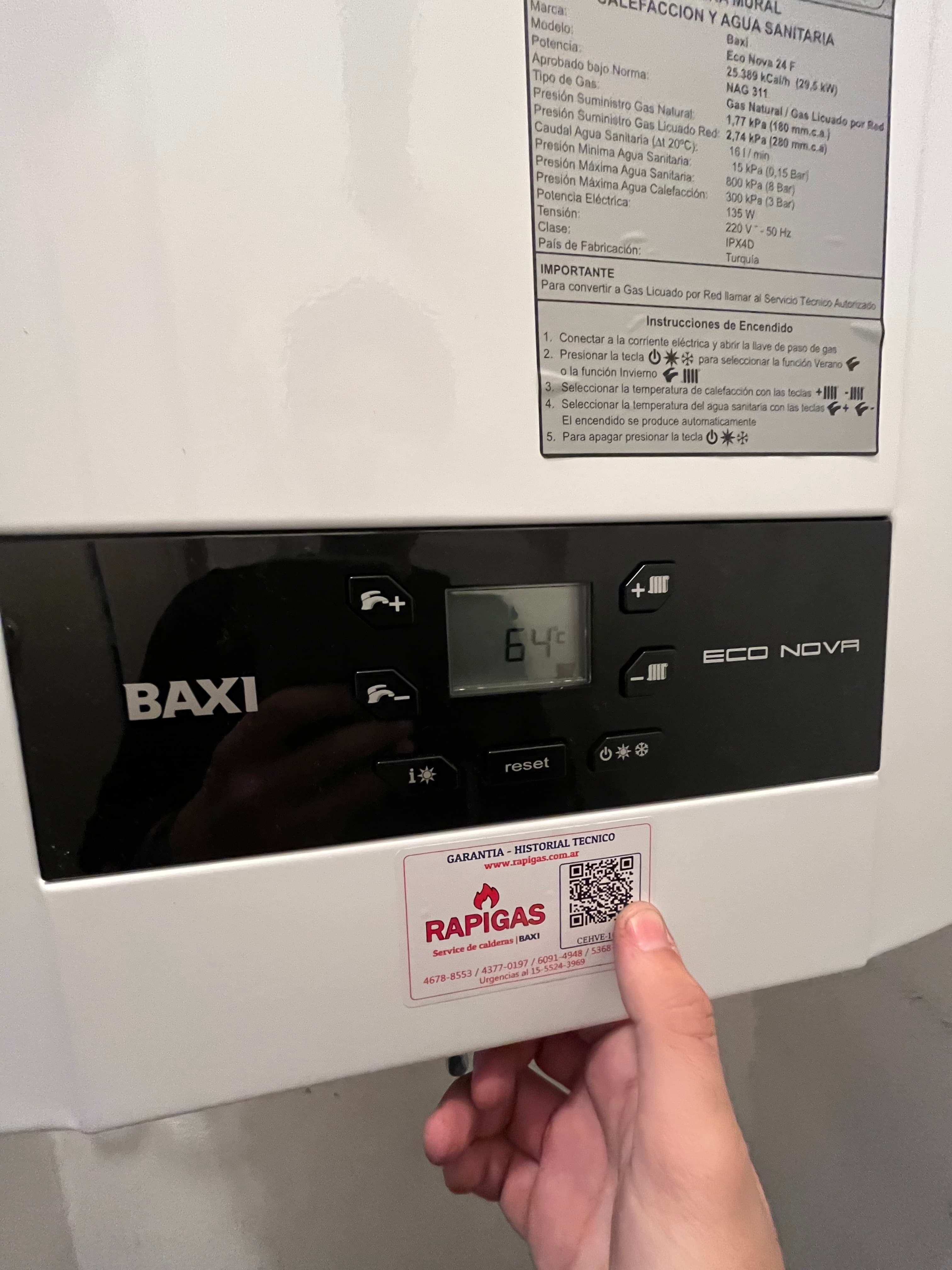 Panel de control caldera BAXI instalada por RAPIGAS